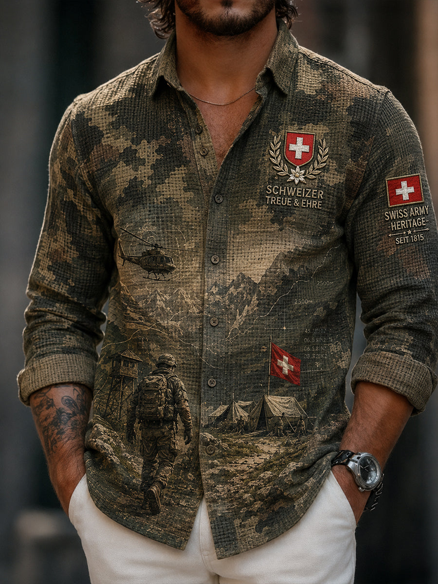 Herren-Waffelstrick-Hemd mit langen Ärmeln und militärischem Camouflage-Print